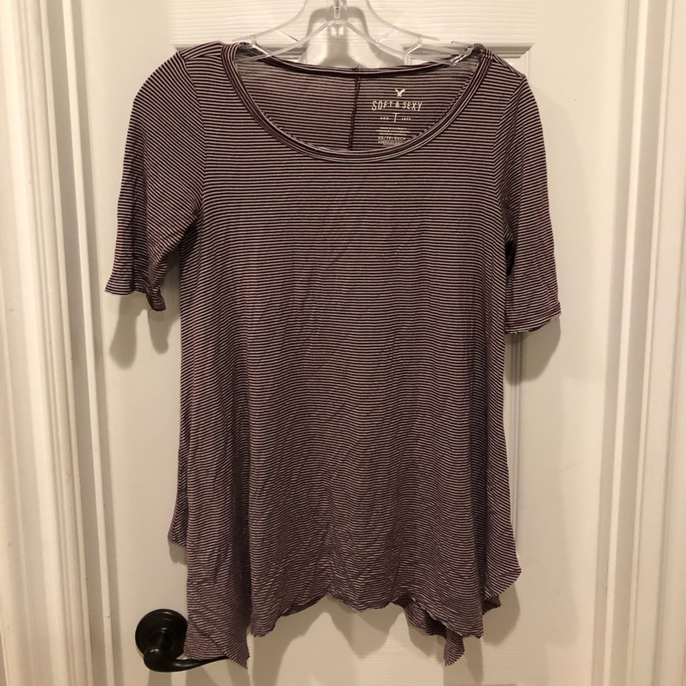 Aeropostale Soft and Sexy Burgundy t-shirt